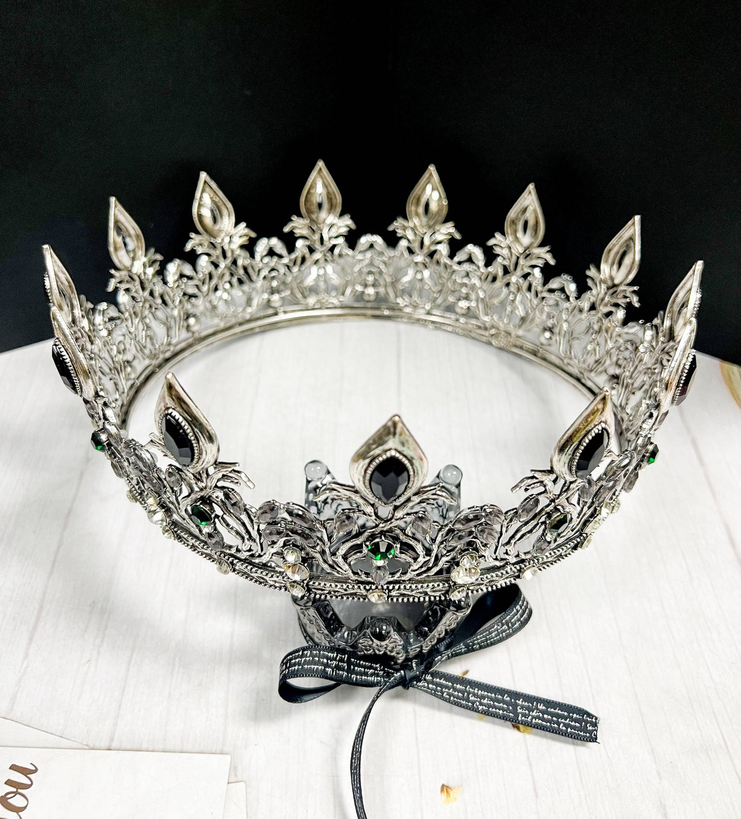 Vintage silver king crown, black gemstone crown, gothic king crown, silver crown with black gems, regal gothic crown, silver and black gem king crown.