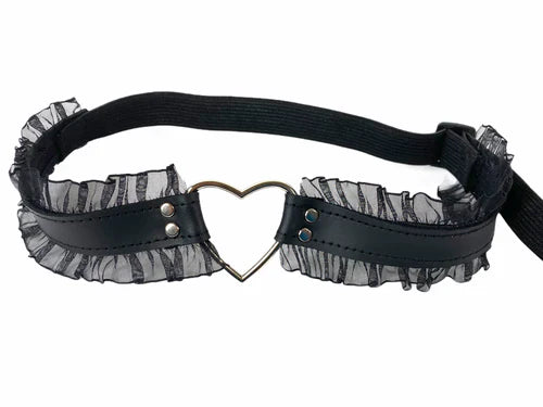 Frill Edge Heart Collar Black